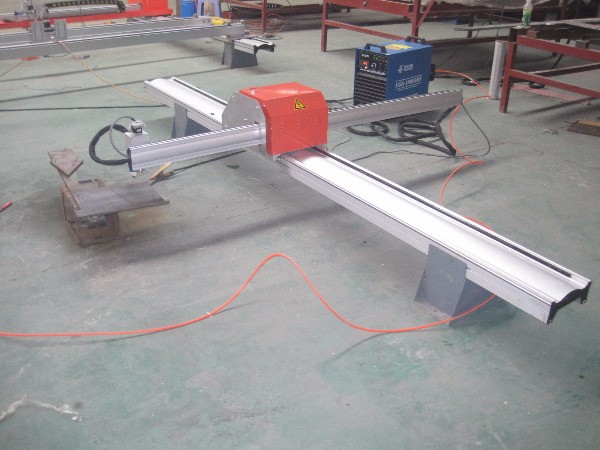 China fabrikant cnc draagbare plasmasnijders voor gesneden aluminium roestvrij staal / ijzer / metaal
