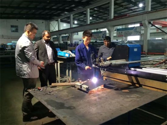 CNC draagbare draagbare snijmachine met plasma en vlam