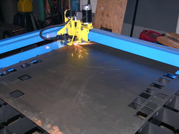 Automatische draagbare CNC plasma snijmachine prijs met Fastcam geneste software
