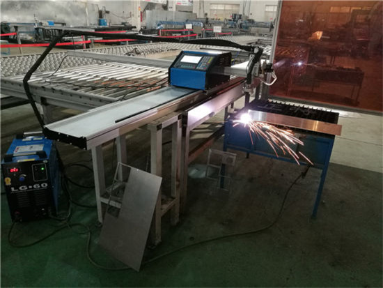 China fabrikant Computer gestuurde CNC plasmasnijder te gebruiken voor gesneden aluminium roestvrij staal / ijzer / metaal
