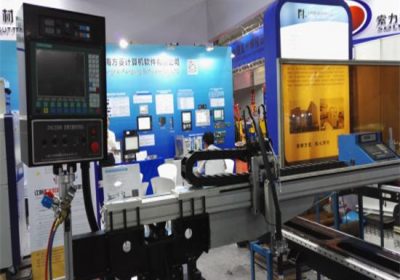 Gemaakt in china cnc plasma metaal snijmachine voor plaat en rond metaal