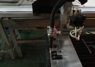 Hoge snelheid constructie 1525/1530 plasma metaal snijmachine THC voor staal